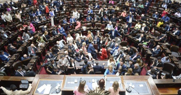 Diputados aprobó la suspensión de las PASO y ahora el Senado define el futuro electoral Diputados aprobó la suspensión de las PASO y ahora el Senado define el futuro electoral