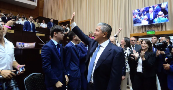 Figueroa apuesta al “reordenar para distribuir” en su discurso de apertura en la Legislatura