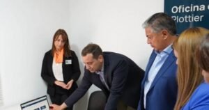 Figueroa inaugura la nueva oficina de empleo en Plottier
