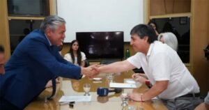 Figueroa y Quintriqueo firmaron las paritarias de ATE: qué condiciones se acordaron