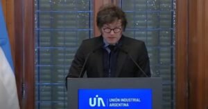 Milei en la UIA: “las ayudas otorgadas por el Estado perjudicaron a la economía”