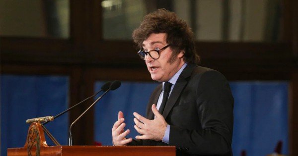 Milei prorroga el Presupuesto 2023: Déficit Cero y tensión con las provincias Milei prorroga el Presupuesto 2023: Déficit Cero y tensión con las provincias