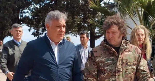 Milei se reunió con el gobernador Martín Llaryora por los fuegos en Córdoba Milei se reunió con el gobernador Martín Llaryora por los fuegos en Córdoba