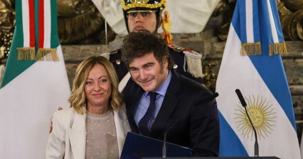Milei viaja a Italia: reunión con Giorgia Meloni y una intensa agenda internacional Milei viaja a Italia: reunión con Giorgia Meloni y una intensa agenda internacional