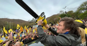 Motosierra en ARCA: reducen 80% los sueldos jerárquicos y achican el presupuesto