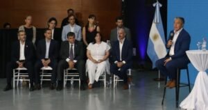 Rolando Figueroa presentó su balance de gestión y anticipó la ley de ficha limpia