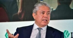 Rolando Figueroa viaja a EEUU para disertar sobre Vaca Muerta