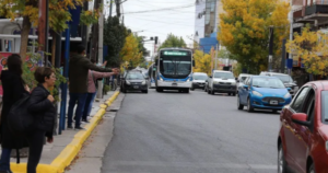Transporte nacional en alerta por el DNU que restringe huelgas