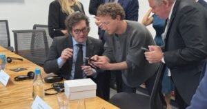 Zuckerberg y la llegada de “Llama 3” a Argentina con su mensaje para  Milei
