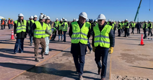 Figueroa exigió a las petroleras mayor inversión y compromiso con la provincia