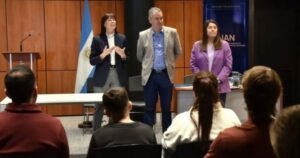 Apoyo económico a deportistas neuquinos: presentan importantes convenios
