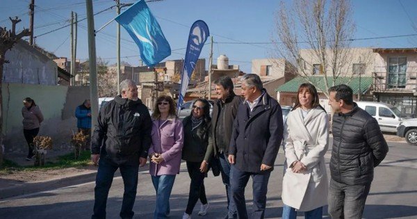 Figueroa destacó el pacto de gobernanza y la inversión pública en Neuquén Figueroa destacó el pacto de gobernanza y la inversión pública en Neuquén