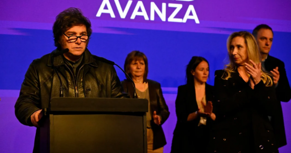 Tras la derrota en Buenos Aires, Milei lanza una mesa política nacional