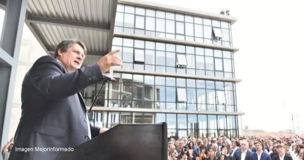 121° aniversario de Neuquén: Gaido celebra las obras y envía un mensaje directo a la Nación 121° aniversario de Neuquén: Gaido celebra las obras y envía un mensaje directo a la Nación