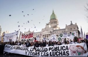 Congreso: trabajadores del Garrahan exigen a los senadores rechazar los vetos presidenciales
