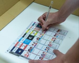 Adiós al sobre y al cuarto oscuro: así se votará con la Boleta Única de Papel
