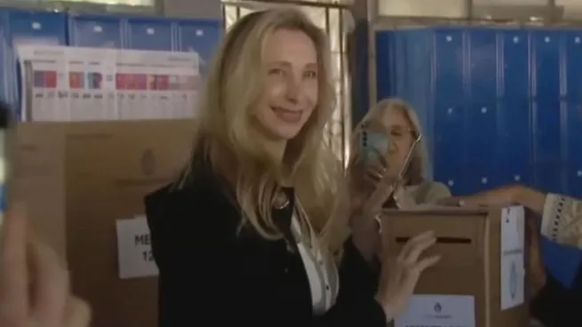 Karina Milei votó en Vicente López y pidió una jornada electoral tranquila
