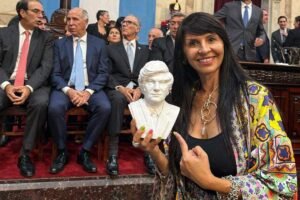 Villaverde podría quedarse sin apoyo de LLA para asumir como senadora por sus vínculos con Machado