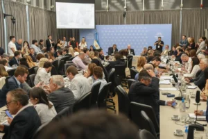Oficialismo logra dictamen a favor del Presupuesto 2026 en Diputados