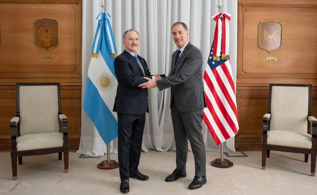 Santilli se reunió con Peter Lamelas para avanzar en el acuerdo comercial bilateral