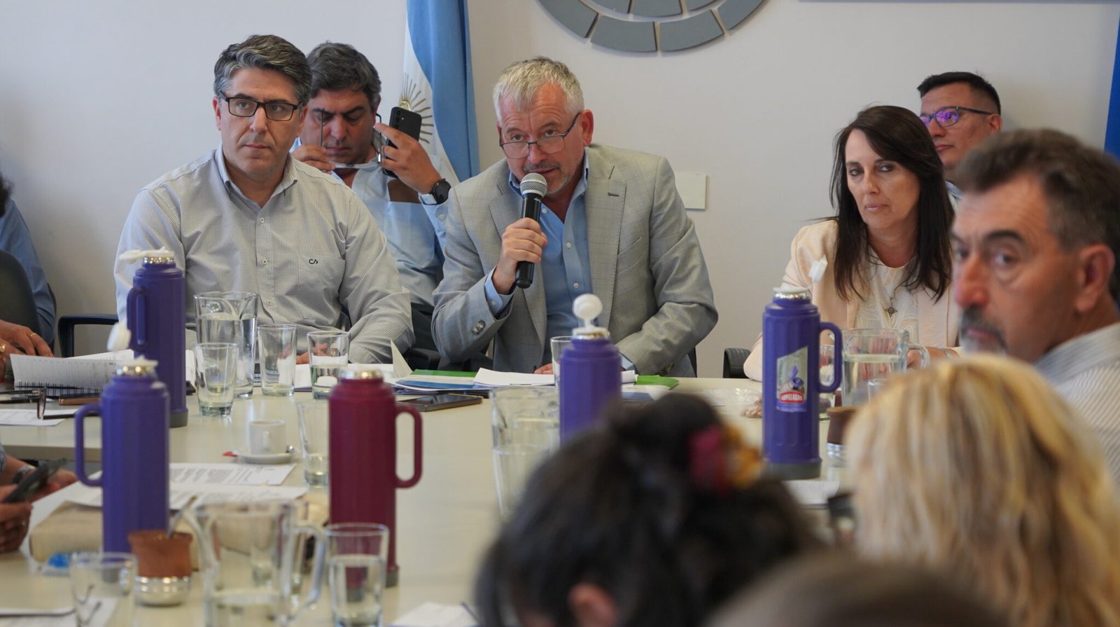 Maratónica reunión de casi 10 horas para desmenuzar el Presupuesto 2026 rionegrino en la Legislatura Maratónica reunión de casi 10 horas para desmenuzar el Presupuesto 2026 rionegrino en la Legislatura