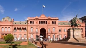 El Gobierno redefine su estructura: Milei firmó el Decreto 866/2025