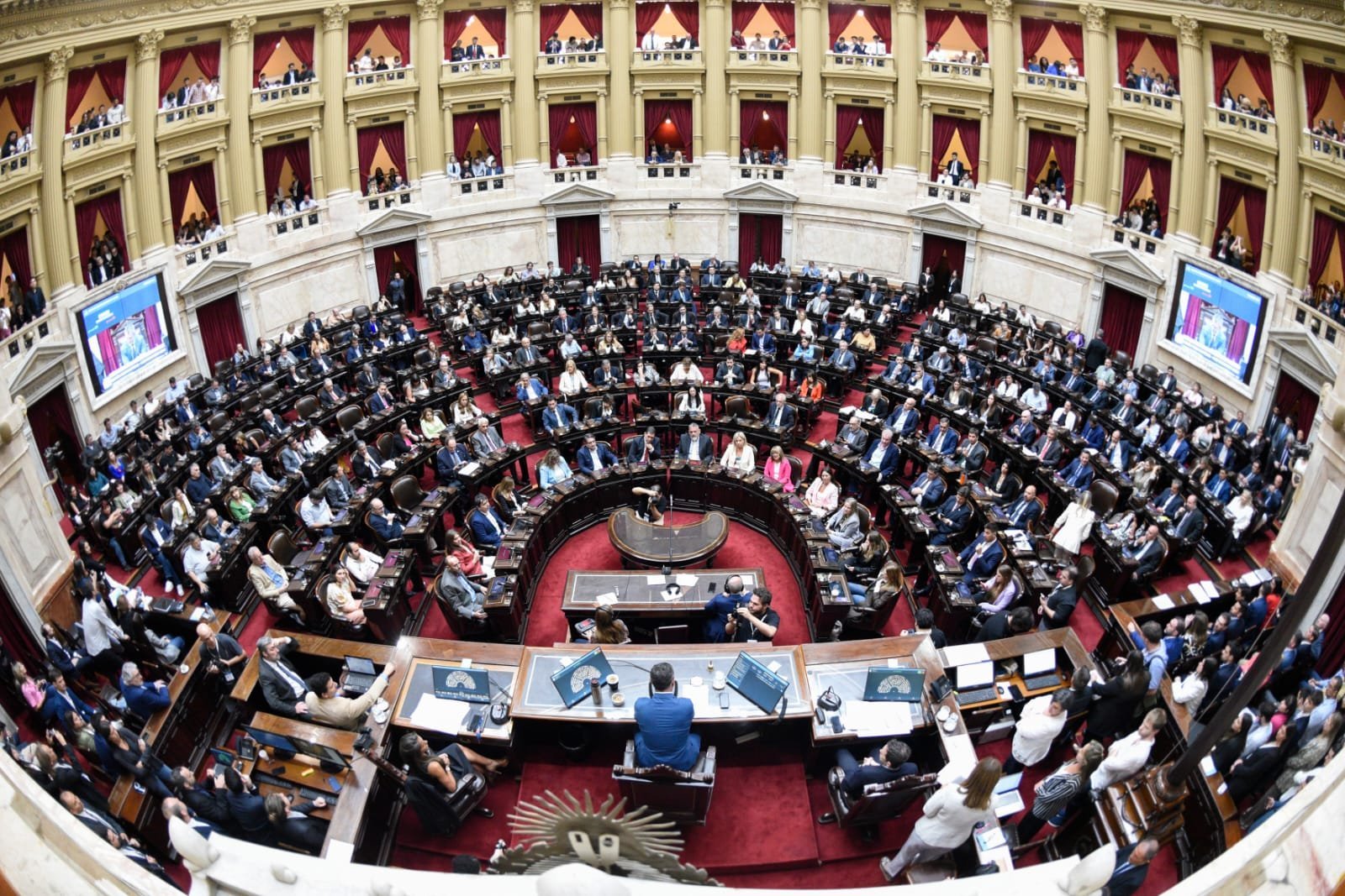 Diputados redefine su mapa político: quiénes entran, quiénes vuelven y quiénes se van