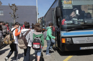 Río Negro lanza licitaciones millonarias para garantizar el transporte escolar en 2026