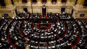 Bloques opositores exigen restablecer el control parlamentario sobre la SIDE