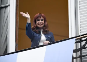 Cristina Fernández de Kirchner recibió el alta tras dos semanas internada