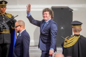 Milei retoma su agenda internacional con una nueva gira por España, Paraguay y Estados Unidos
