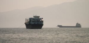 Estados Unidos e Irán acordaron frenar los ataques “por ahora” y retomarán negociaciones en Doha