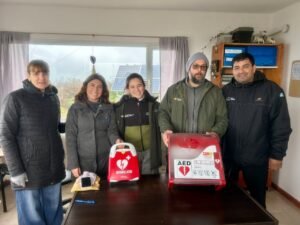 Península Valdés incorpora desfibriladores para reforzar la atención de emergencias cardíacas