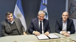 Neuquén financiará el asfalto de 32 cuadras en Centenario con una inversión de .200 millones