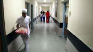 Salud puso en marcha el control biométrico en el hospital de San Antonio, en medio de cuestionamientos gremiales