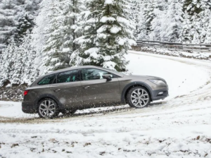 Cómo manejar de forma segura en rutas con nieve y hielo: las recomendaciones clave para evitar accidentes