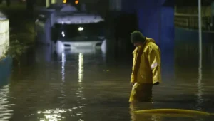 El temporal en Chile ya dejó 13 muertos, cuatro desaparecidos y más de 63 mil personas aisladas