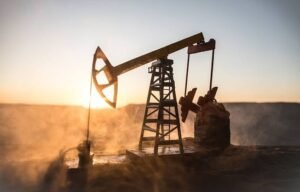 El petróleo vuelve a subir y se acerca a los US0 por la escalada del conflicto en Medio Oriente