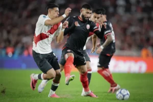 River perdió con Barracas Central en el Monumental y comenzó el Torneo Clausura 2026 con una derrota