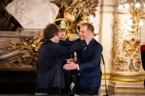 Santilli respaldó a Milei y pidió su reelección: “Para que la Argentina no vuelva atrás, el Presidente tiene que reelegir”