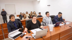 Comenzó el juicio contra la mujer acusada de golpear y amenazar a docentes del IFD 12