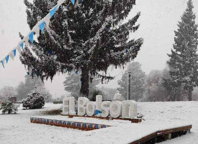 El Bolsón invita a disfrutar el fin de semana largo entre nieve, sabores y propuestas culturales