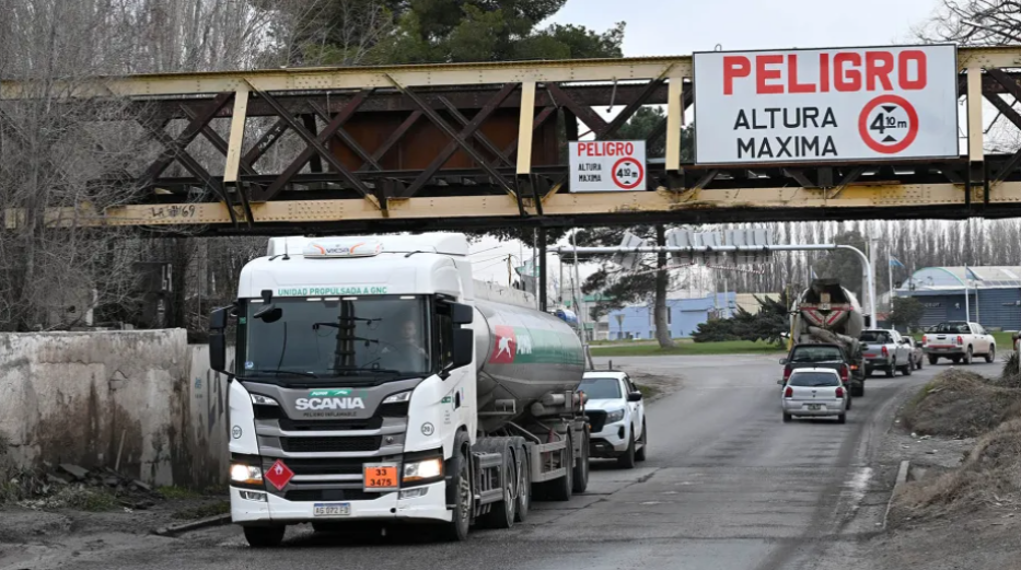 Río Negro proyecta un nuevo puente sobre la Ruta 151 y prepara la ampliación del Tren del Valle