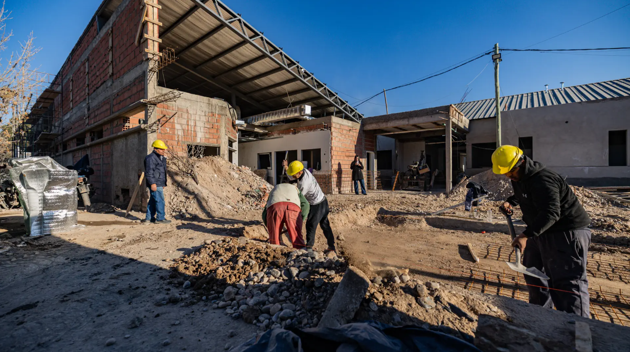 El Hospital de Cinco Saltos alcanza el 93% de avance y prevén inaugurarlo en octubre El Hospital de Cinco Saltos alcanza el 93% de avance y prevén inaugurarlo en octubre