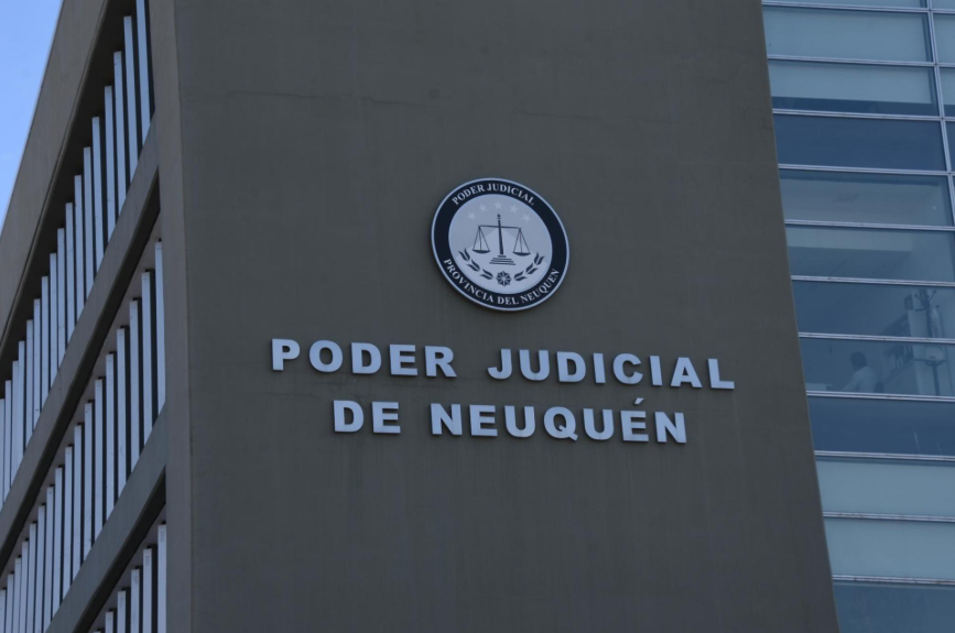 Dos causas por drogas terminaron con probation y donaciones al Obispado de Neuquén