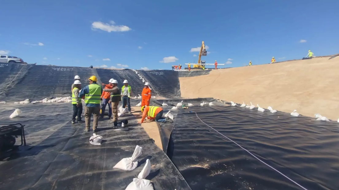 Río Negro busca atraer grandes inversiones, pero exige empleo local y cumplimiento de compromisos Río Negro busca atraer grandes inversiones, pero exige empleo local y cumplimiento de compromisos