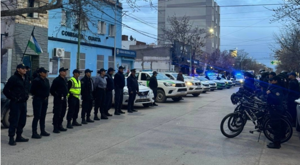 Operativo policial en Cipolletti: controles y patrullajes reforzaron la prevención
