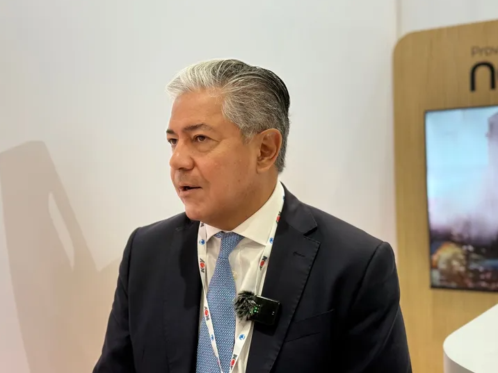 Figueroa viaja a Estados Unidos para atraer inversiones y destrabar obras clave para Vaca Muerta