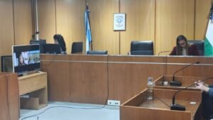 Allen: imputaron a un hombre por apuñalar y matar a un perro