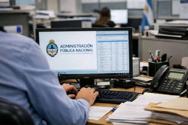 Paritaria pública: oficializan aumentos escalonados para estatales nacionales y un bono extra de .000 Paritaria pública: oficializan aumentos escalonados para estatales nacionales y un bono extra de .000